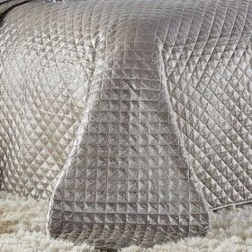 Aura Silver King Quilt Set