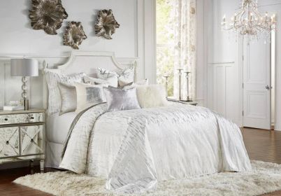 Zilar Queen White Velvet Duvet